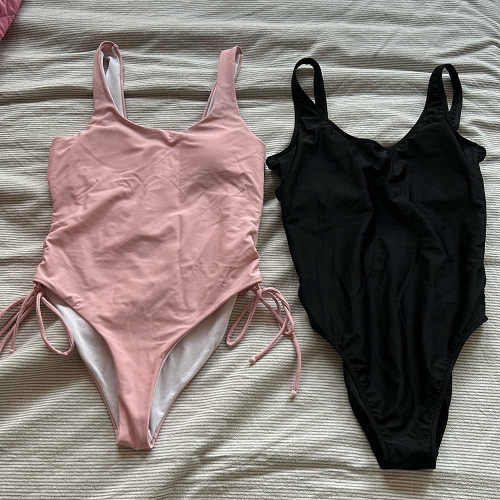 Bathing suit